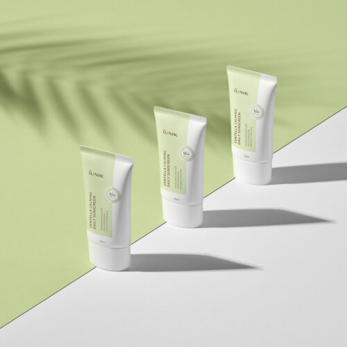 [iUNIK] Centella Calming Daily Sunscreen (SPF 50+, PA++++) - Imagen 4